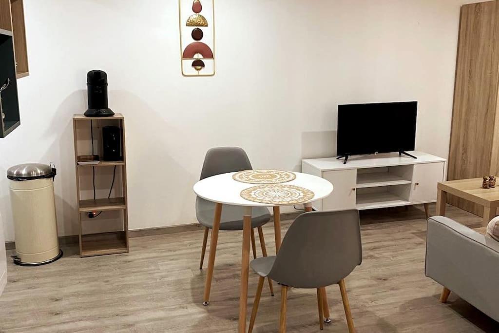 Appartement Loft Terracotta Manosque Bagian luar foto